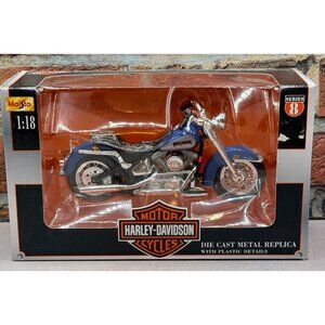 Harley Davidson Motorcycle Die Cast Metal Replica 1:18 Scale Series 8 Model